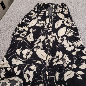 Rachel Zoe long black and beige flowered skirt